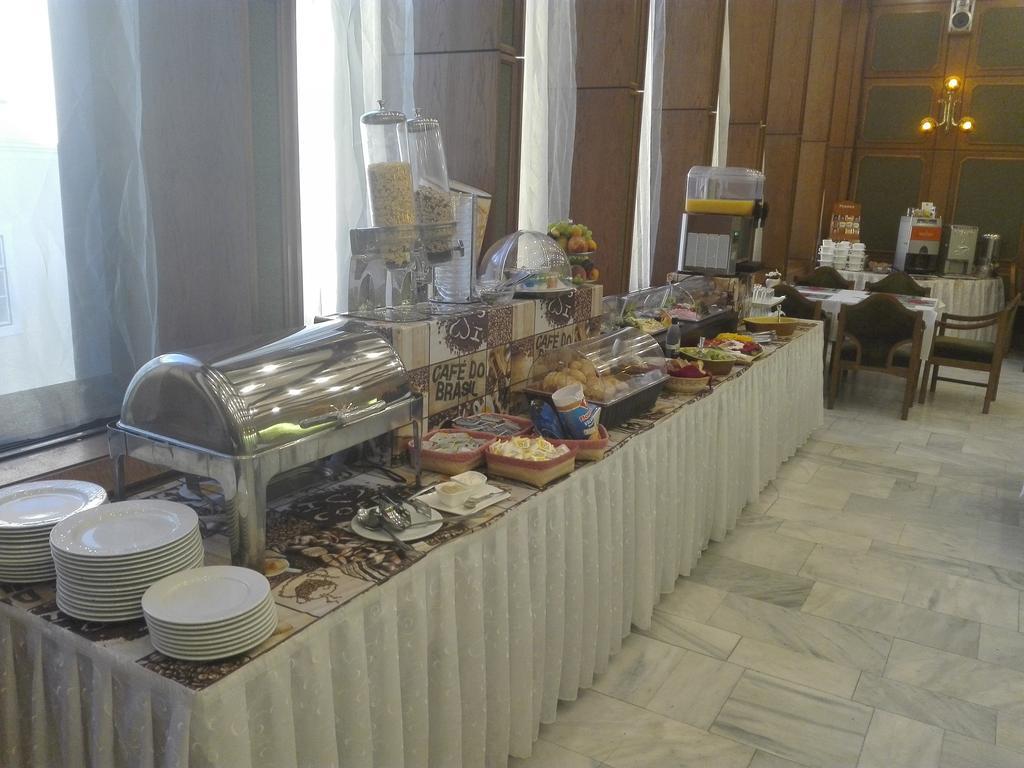 Hotel Konferencia غيور المظهر الخارجي الصورة