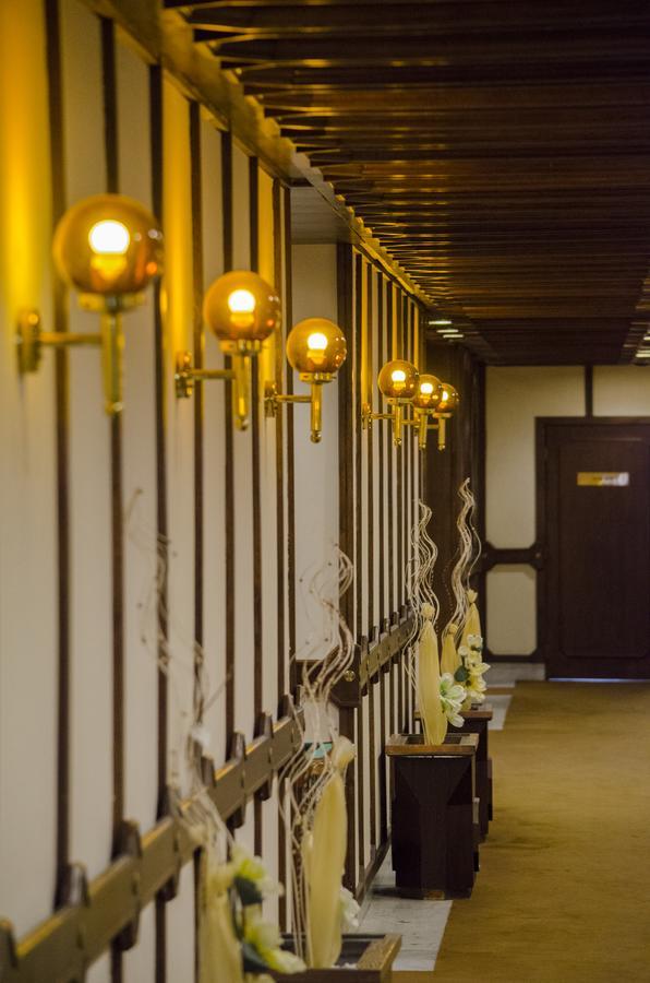 Hotel Konferencia غيور المظهر الخارجي الصورة